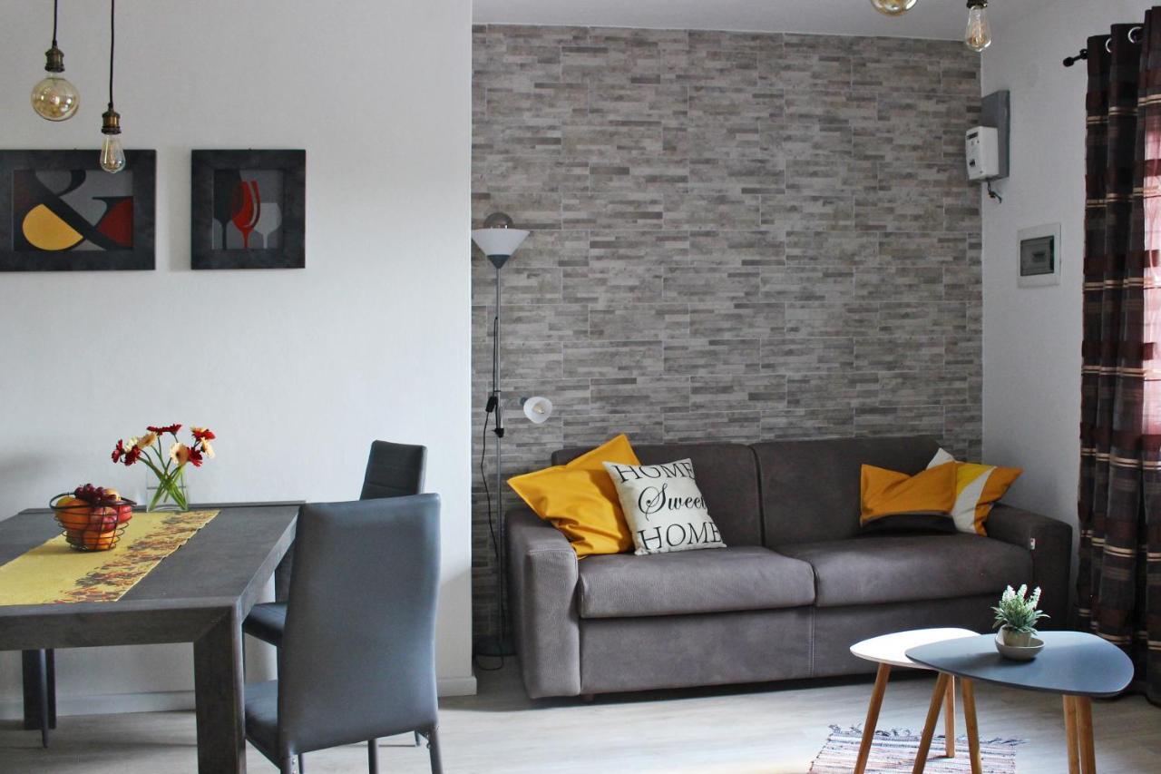 Yard 151 Apartment Новента ди Пиаве Екстериор снимка